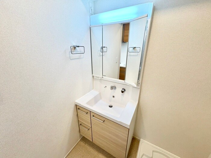 ウエストコミタリアⅢの物件内観写真