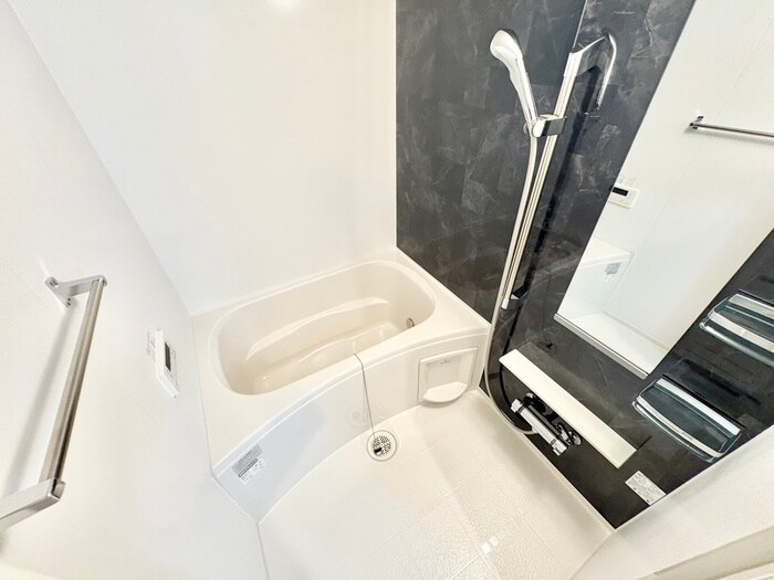 ウエストコミタリアⅢの物件内観写真