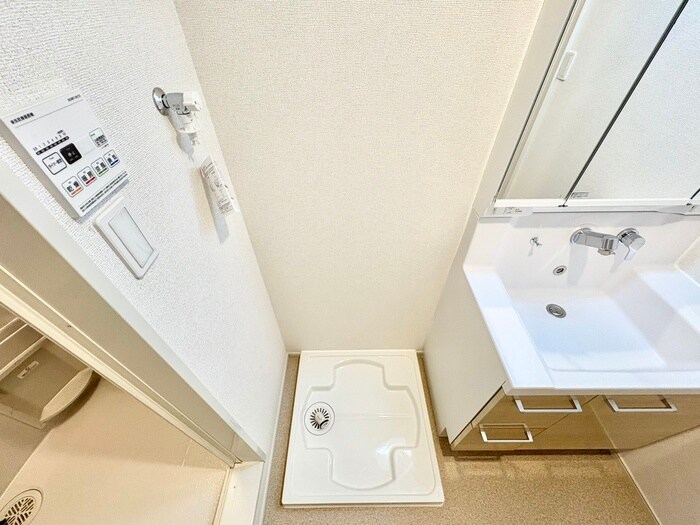 ウエストコミタリアⅢの物件内観写真