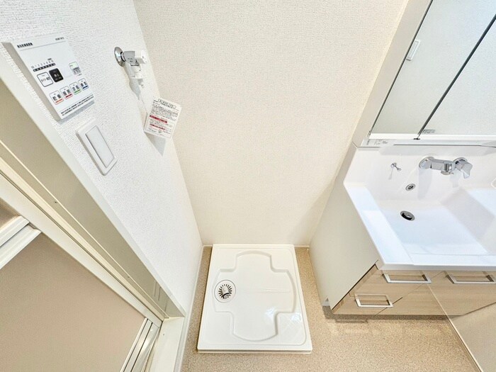 ウエストコミタリアⅢの物件内観写真