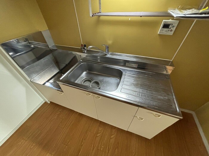 メゾンドール東条の物件内観写真