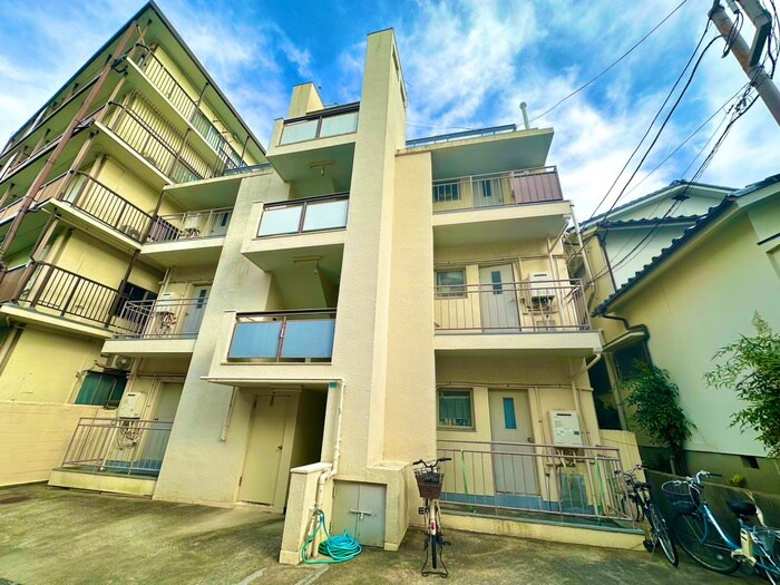 芦屋マンションの物件外観写真