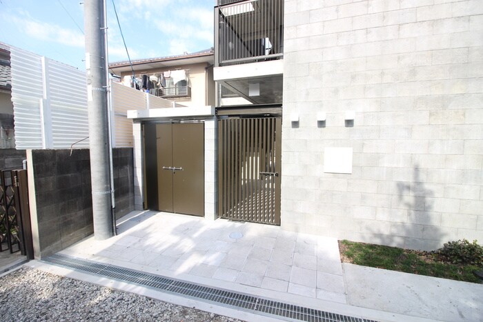 ピアスアパートの物件外観写真