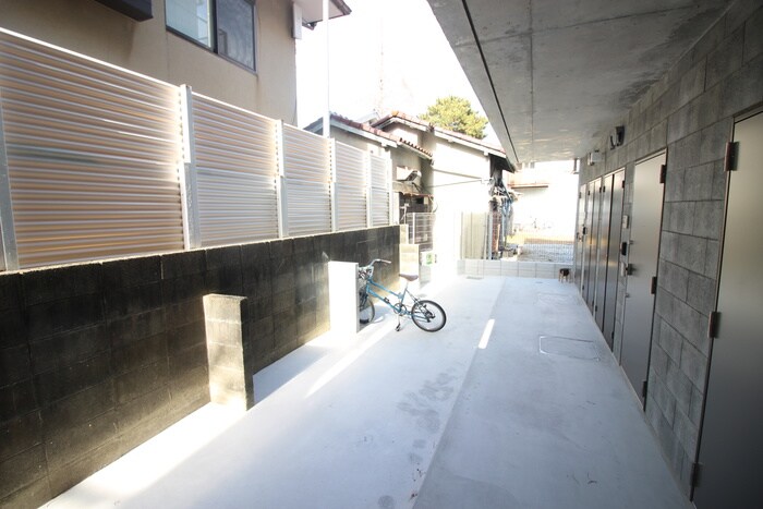 ピアスアパートの物件外観写真