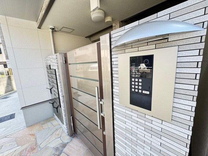 フジパレス初芝駅北の物件外観写真