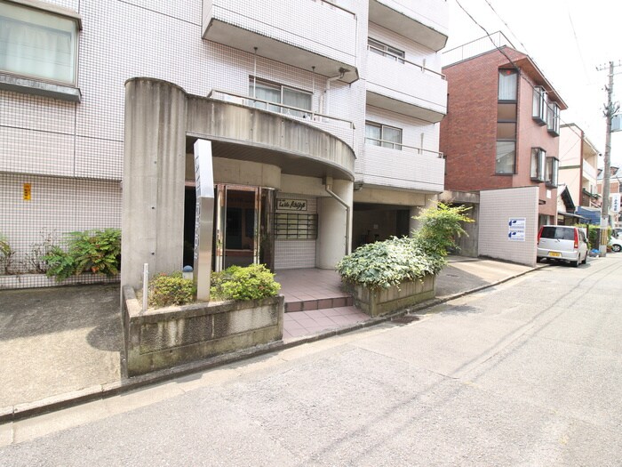 ラ・ヴィ一乗寺の物件外観写真