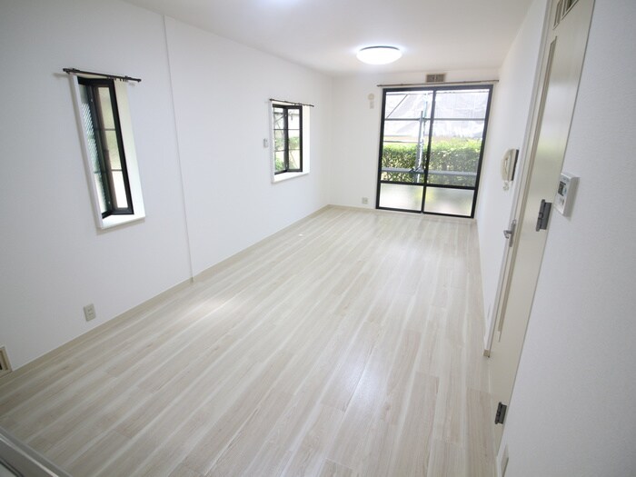 ｻﾝｳﾞｨﾚｯｼﾞ21の物件内観写真