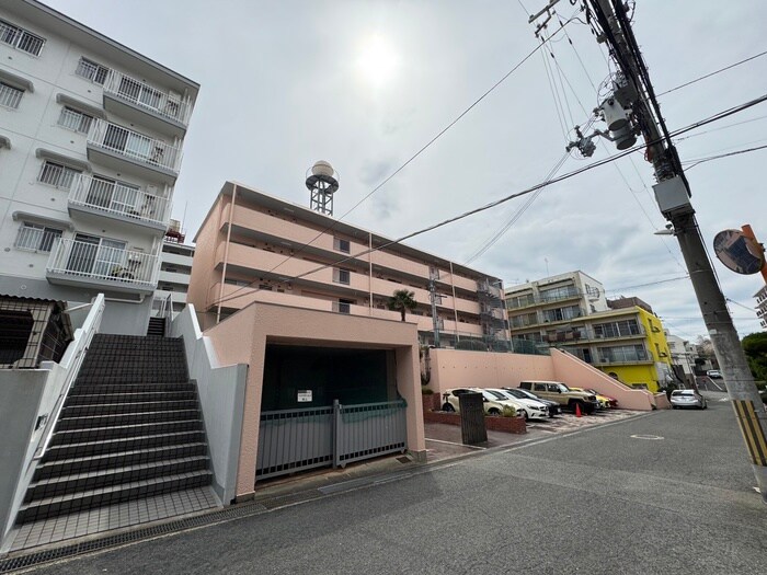 テラジハイツ１号館の物件外観写真