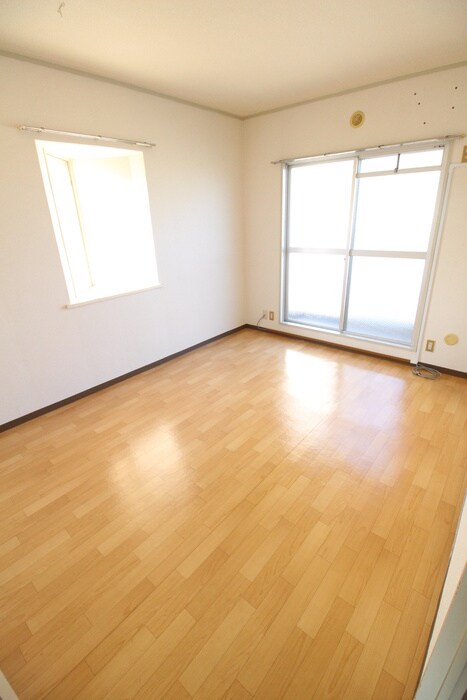 メゾンフォルテ中西の物件内観写真