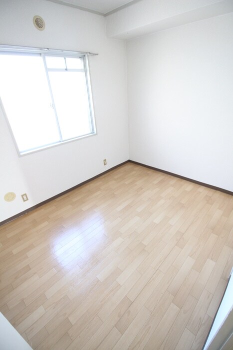 メゾンフォルテ中西の物件内観写真