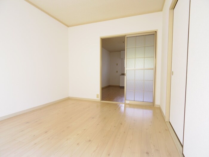 ヴィラウィステリアの物件内観写真