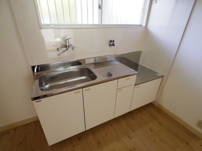 ヴィラウィステリアの物件内観写真