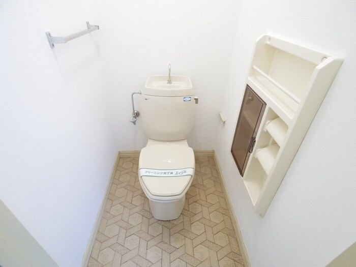 ヴィラウィステリアの物件内観写真