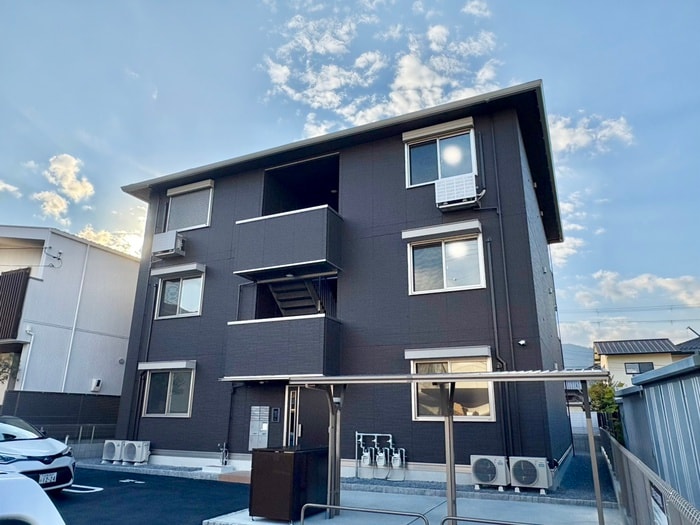 UTATAの物件外観写真