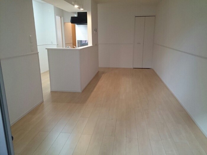 ストラーダ　ディ　ラピスの物件内観写真