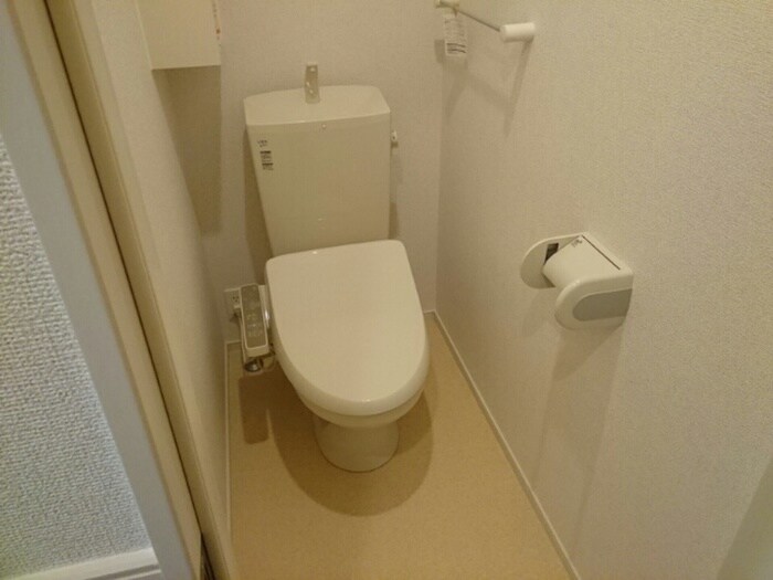 ストラーダ　ディ　ラピスの物件内観写真