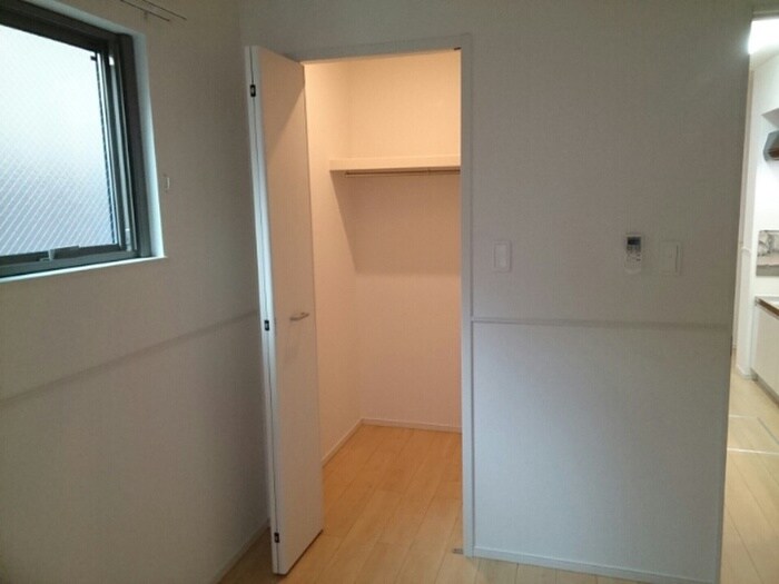 ストラーダ　ディ　ラピスの物件内観写真