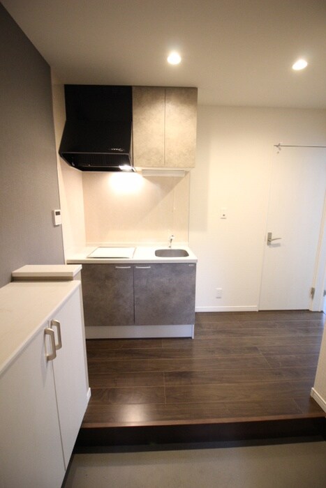 パインコート曽根東町の物件内観写真