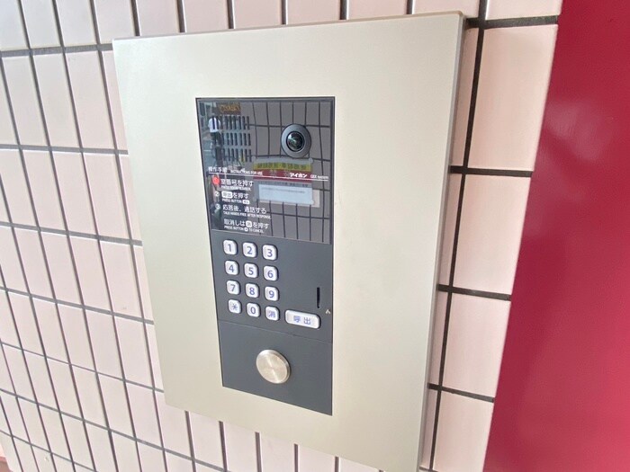 カプチーノ太秦の物件外観写真