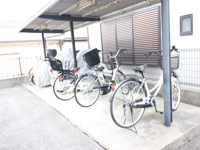 コニ－行幸の物件外観写真