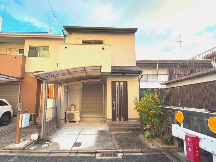 西ノ京月輪町貸家の物件外観写真