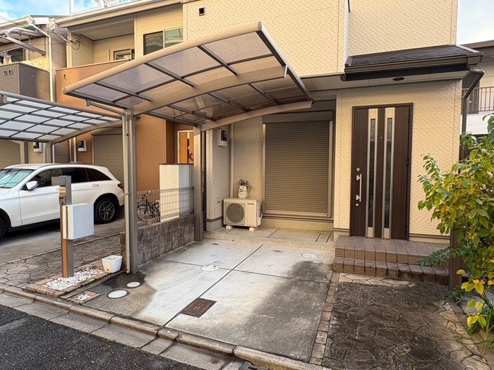 西ノ京月輪町貸家の物件外観写真