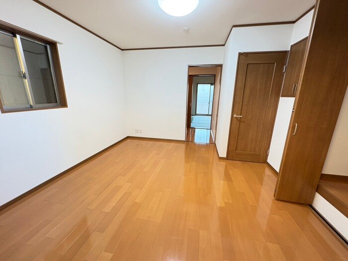 西ノ京月輪町貸家の物件内観写真