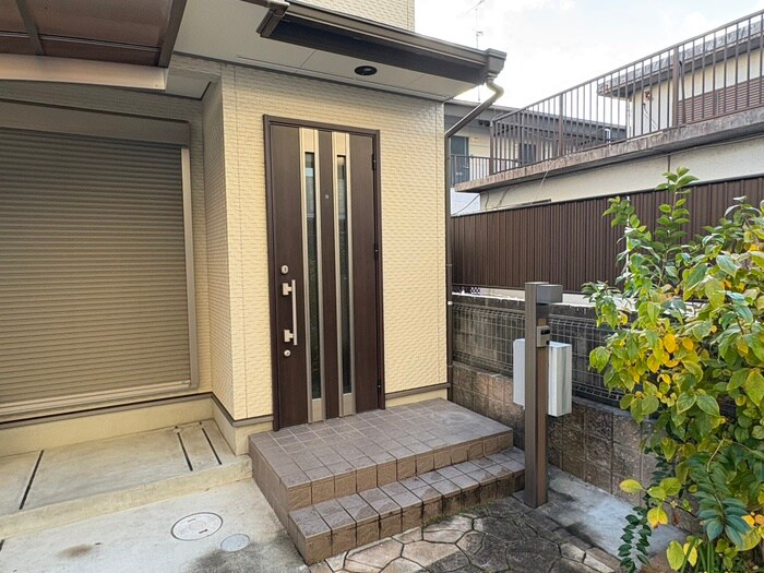 西ノ京月輪町貸家の物件外観写真