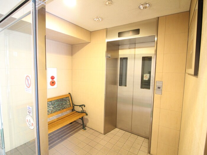 シェルデュ甲子園口の物件外観写真