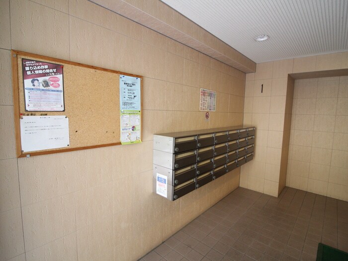 シェルデュ甲子園口の物件外観写真