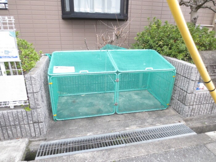 中野イングスの物件外観写真