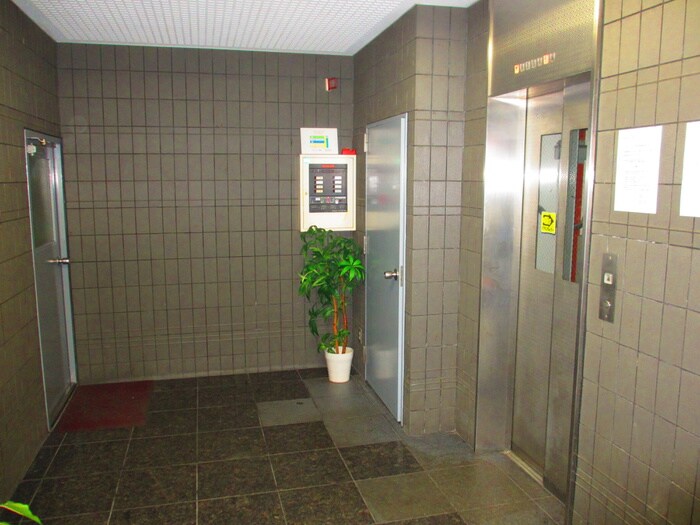 ガ－デンコ－ト平野南の物件外観写真