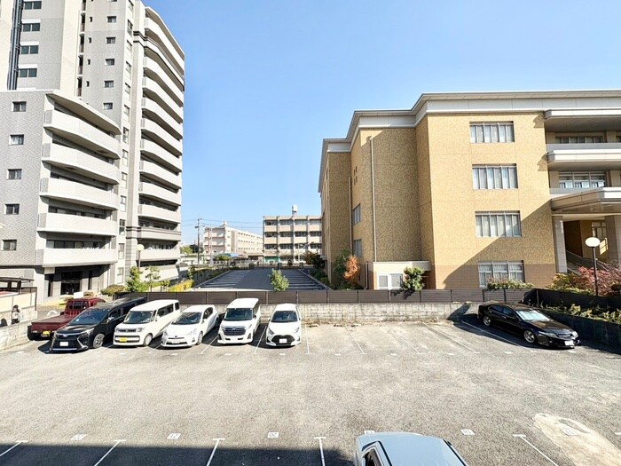 リューズ発春の物件内観写真