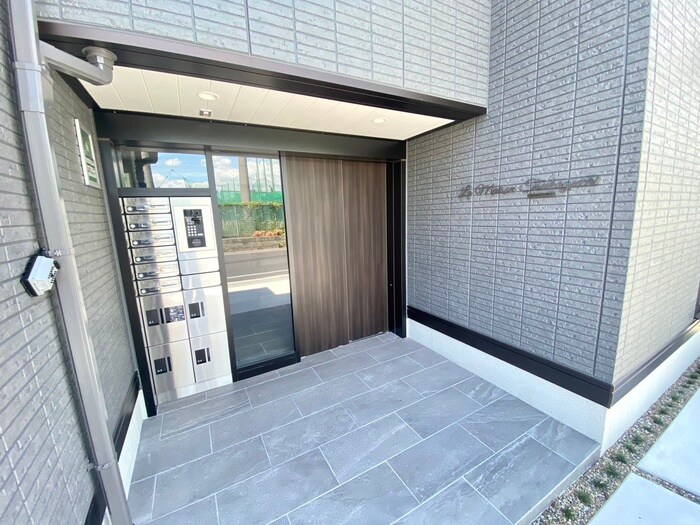 La　Maison塚口の物件外観写真