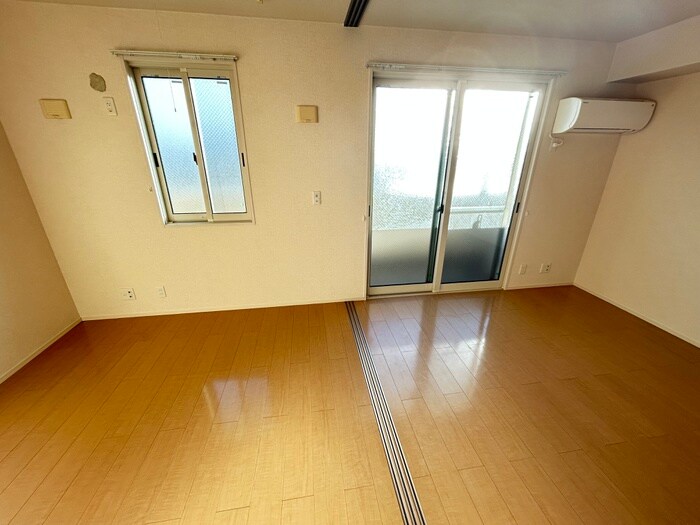 ペルルⅡの物件内観写真