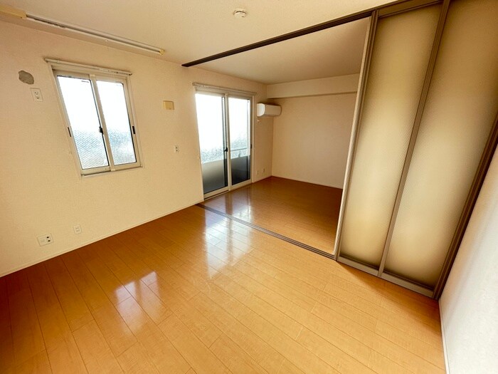 ペルルⅡの物件内観写真