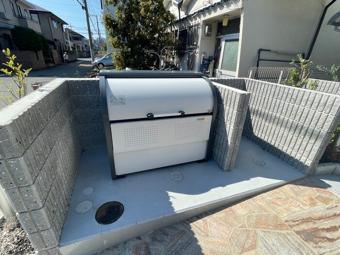 アコテドゥ・パークの物件外観写真