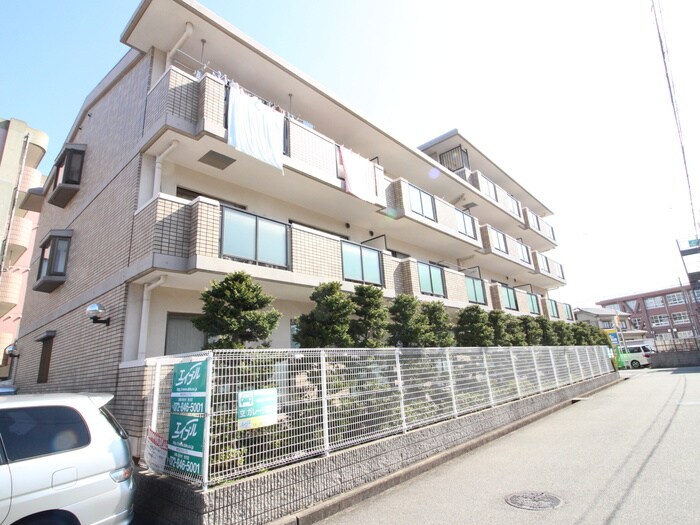 ベルメゾン宮下の物件外観写真