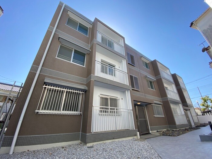 ハウス帝塚山の物件外観写真