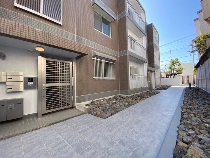 ハウス帝塚山の物件外観写真