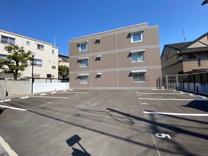 ハウス帝塚山の物件外観写真