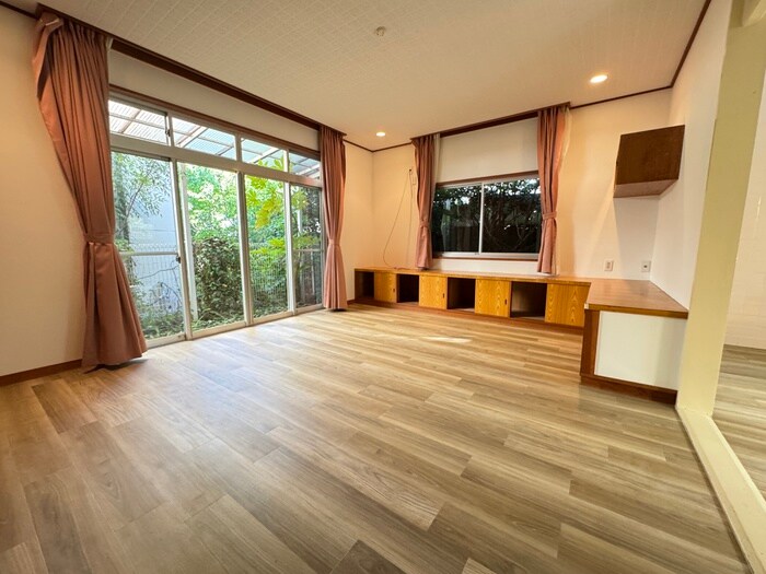 佐竹台1丁目戸建の物件内観写真