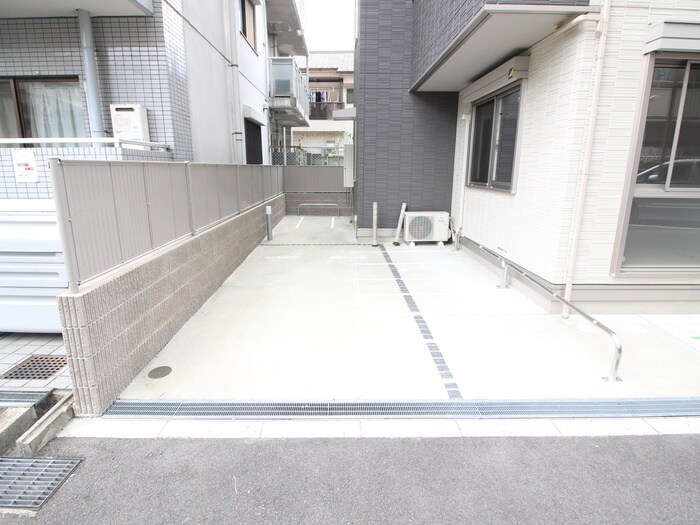 アヴェルラ京橋の物件外観写真