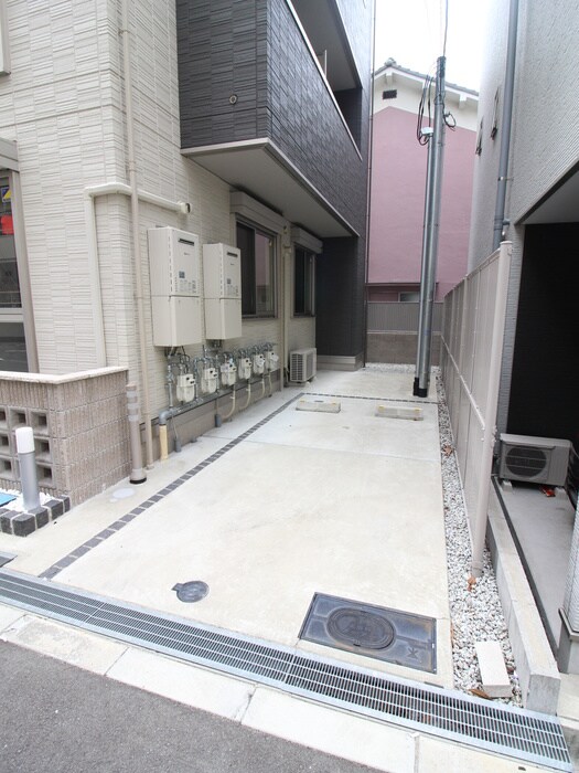 アヴェルラ京橋の物件外観写真