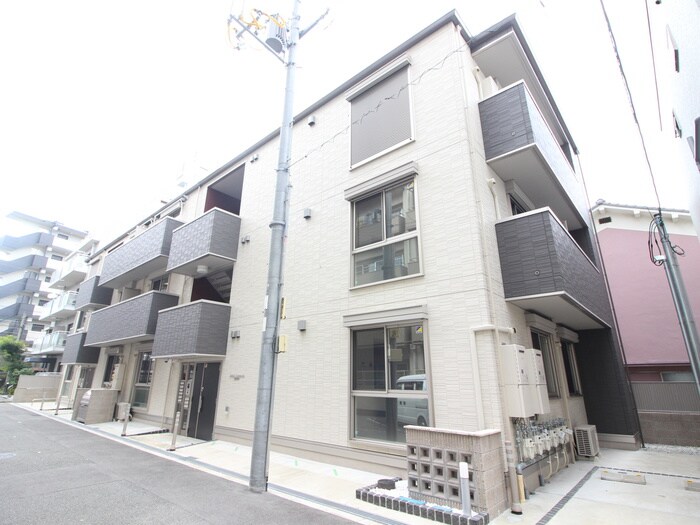 アヴェルラ京橋の物件外観写真