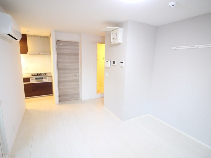 アヴェルラ京橋の物件内観写真