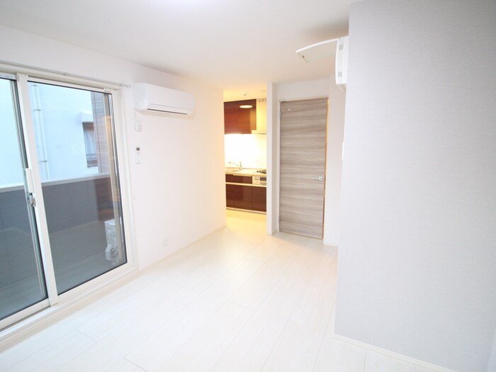 アヴェルラ京橋の物件内観写真