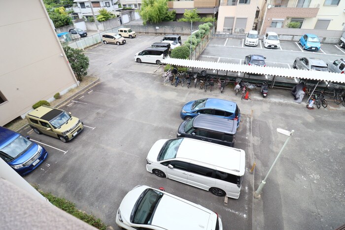 ヴィラ箕面の物件外観写真