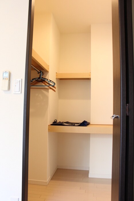 スペチア－レの物件内観写真