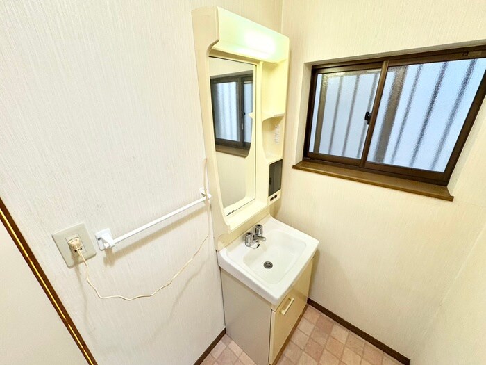 ハイツ中村Ｂ棟の物件内観写真